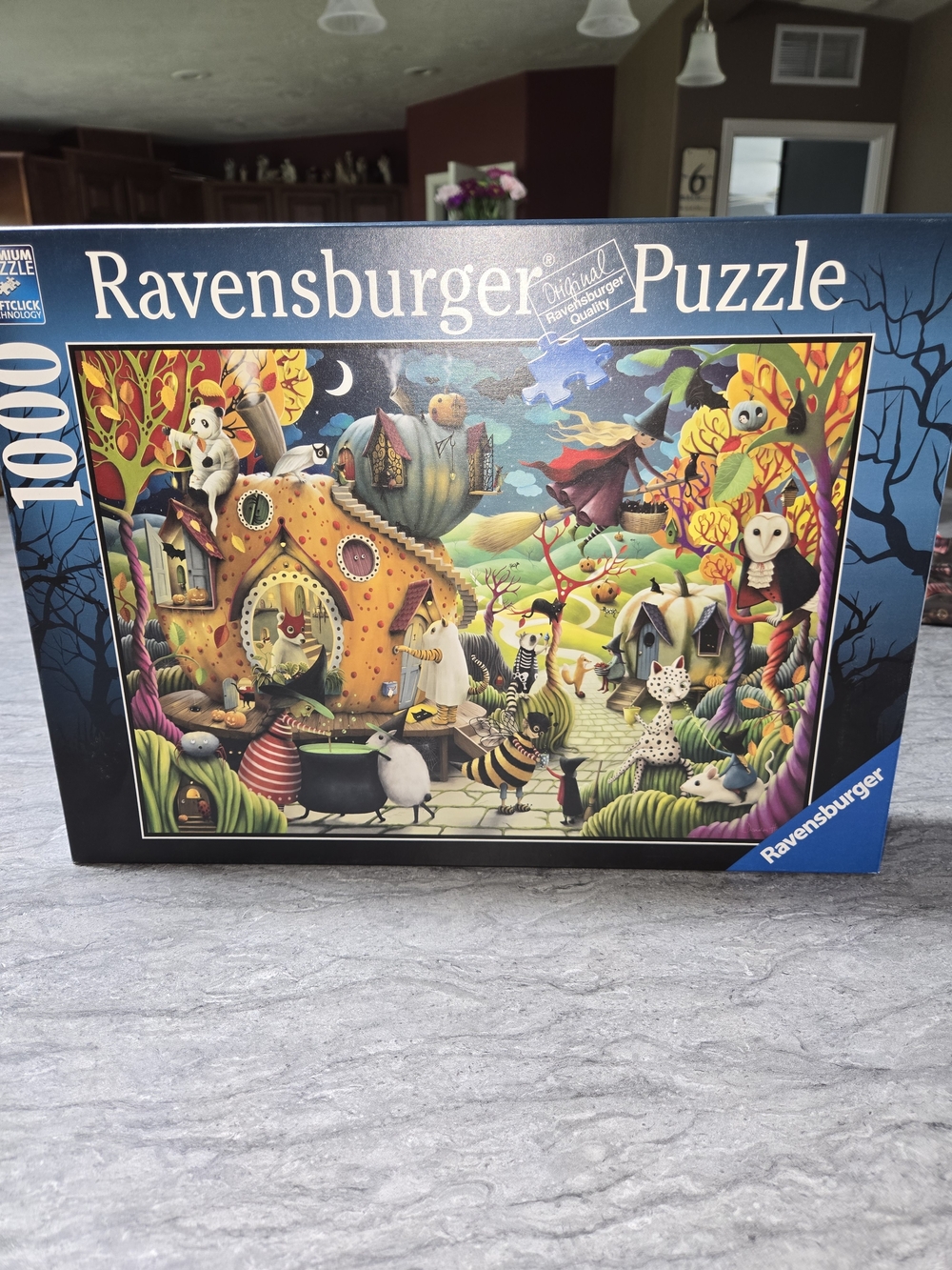 Ravensburger Colorful Halloween Puzzle
